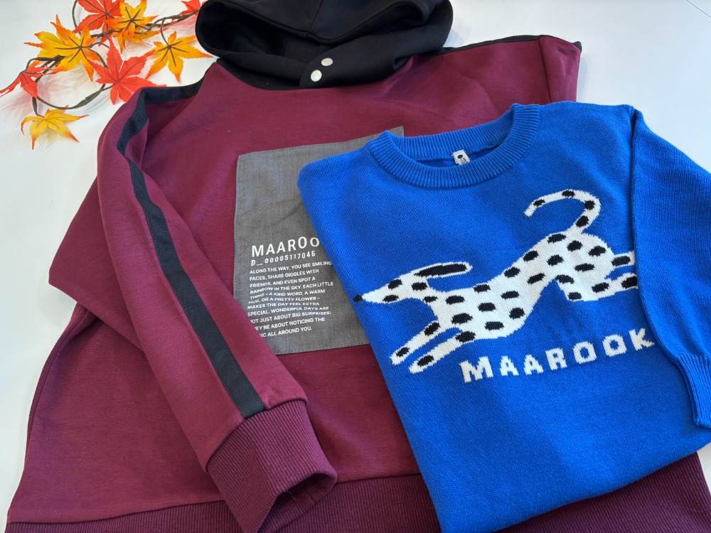 笑顔の親子の写真